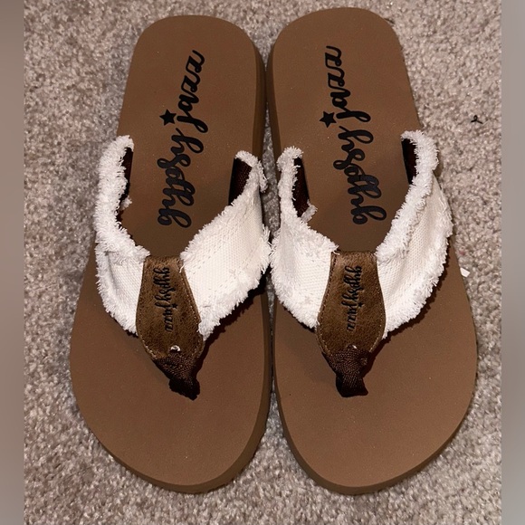 Gypsy jazz Flipflops! White color! Very comfortable and stylish! - Picture 2 of 4